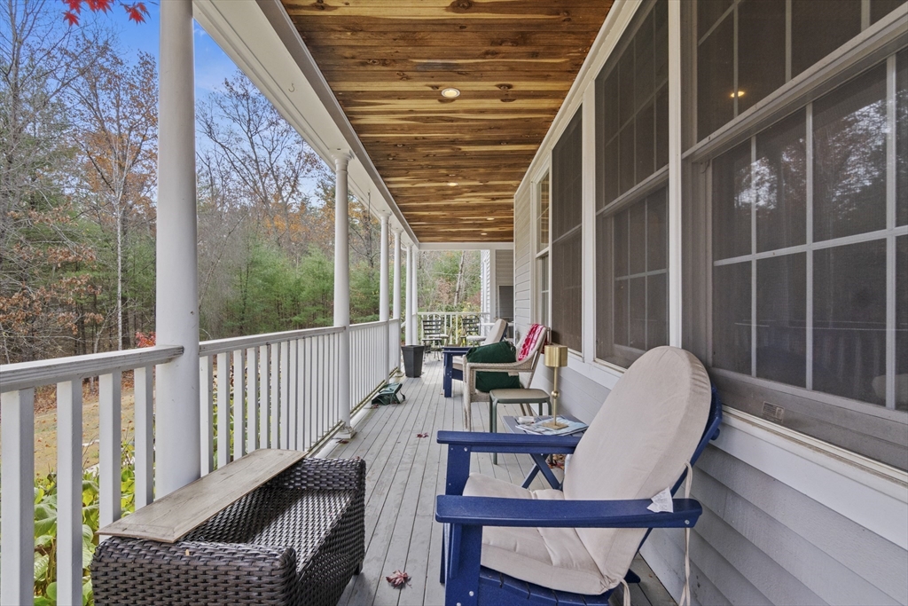 6 Ashley Road Rowley, MA 01969 - Photo 4 of 42 Gallery Image 4
