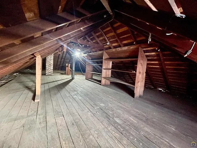 $157,000 | 1626 Southwest Lincoln Street, Topeka, KS 66604