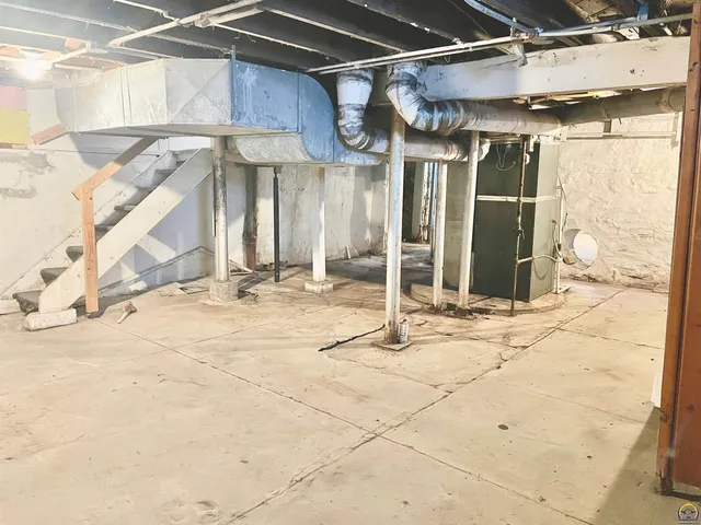 $157,000 | 1626 Southwest Lincoln Street, Topeka, KS 66604