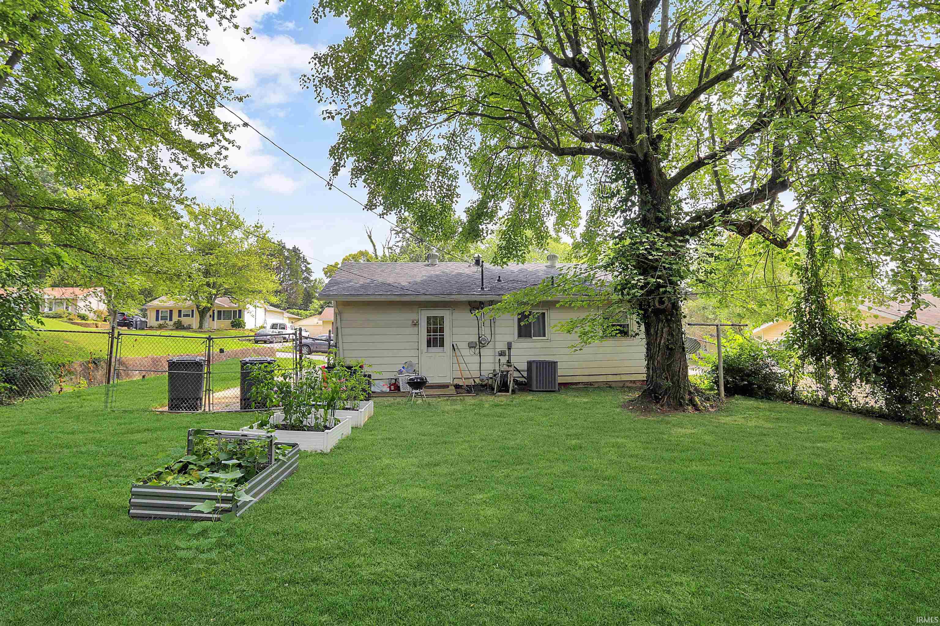 509 Hanover Road Evansville, IN 47710 - Photo 16 of 16 Gallery Image 16
