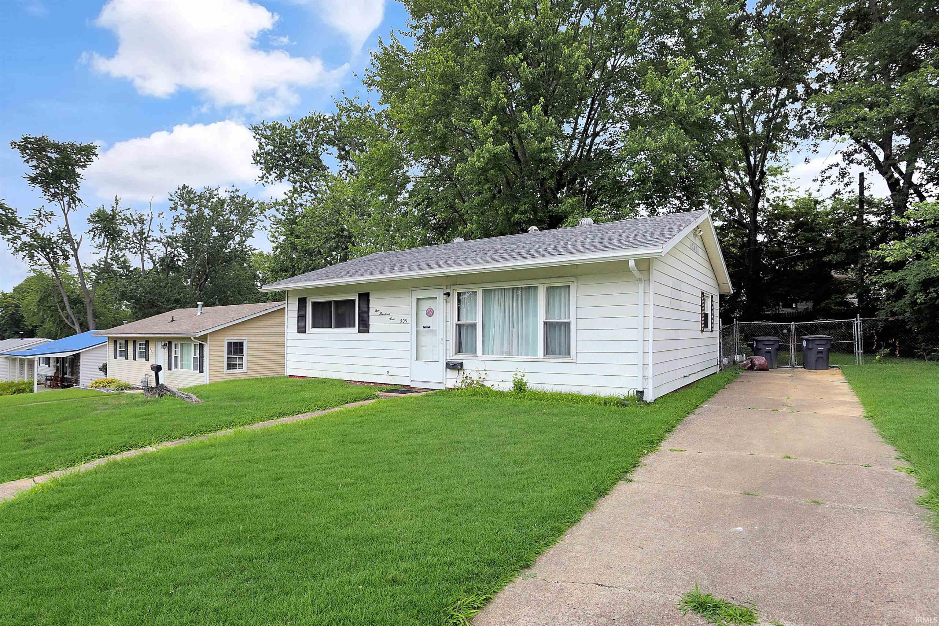 509 Hanover Road Evansville, IN 47710 - Photo 3 of 16 Gallery Image 3