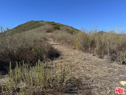 $550,000 | 2 Murphy Way, Malibu, CA 90265