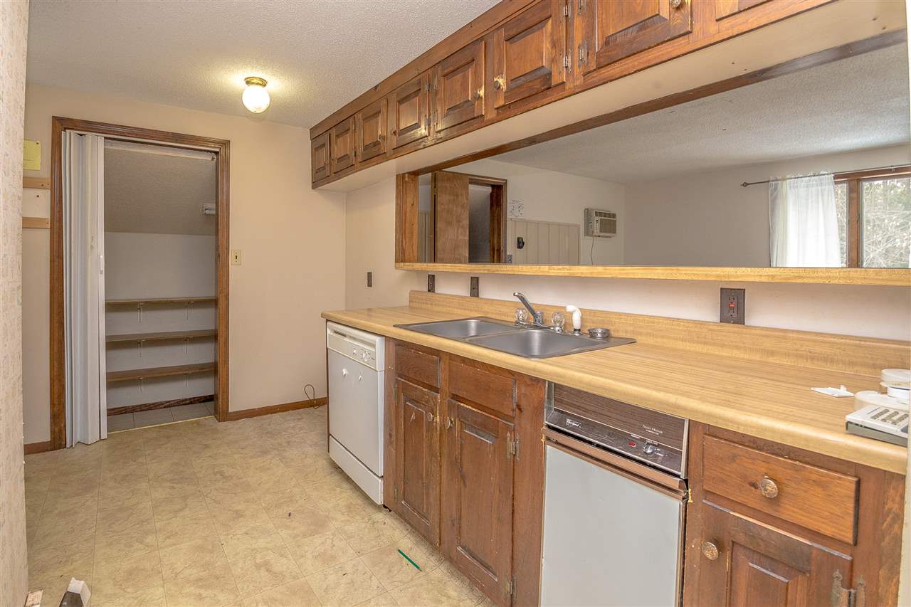 296 Thompson Road Conway, NH 03860 - Photo 2 of 24