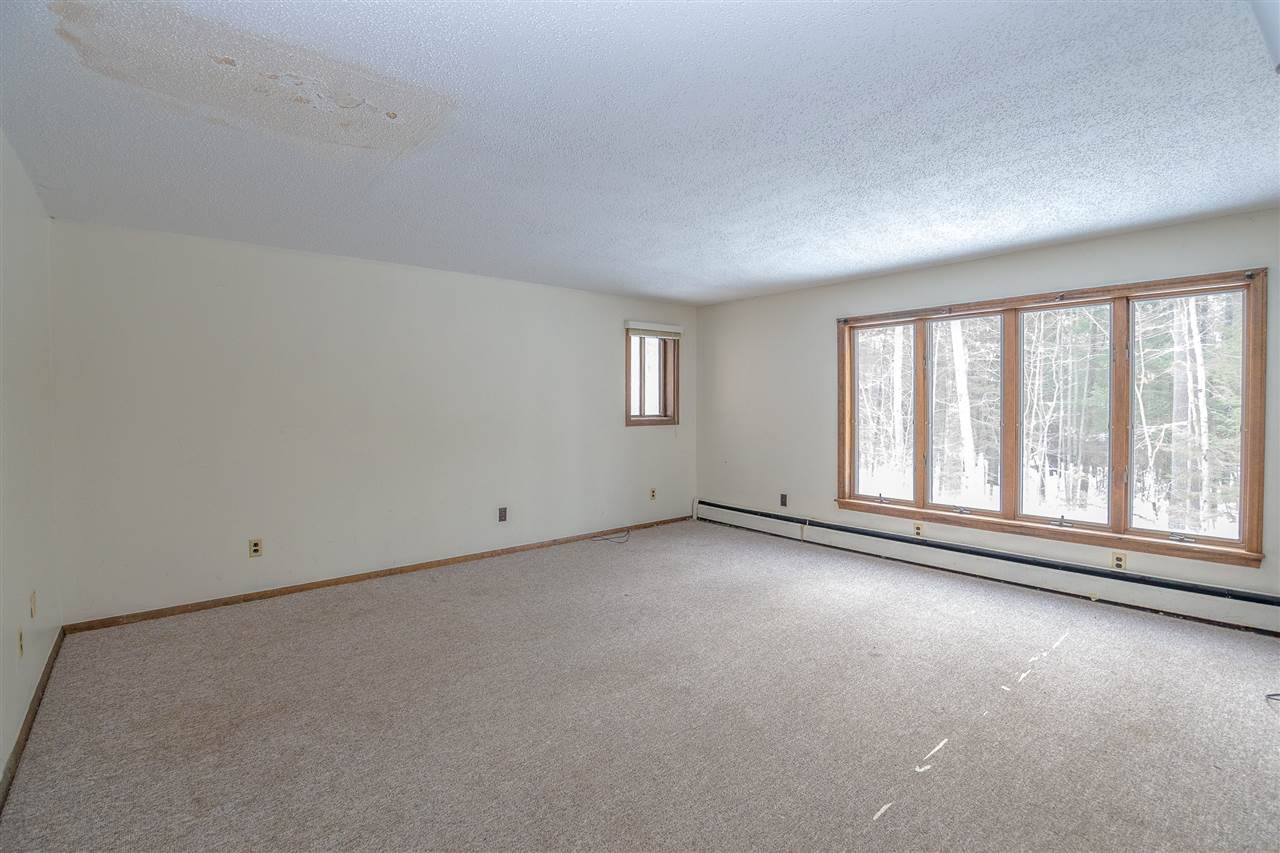296 Thompson Road Conway, NH 03860 - Photo 11 of 24
