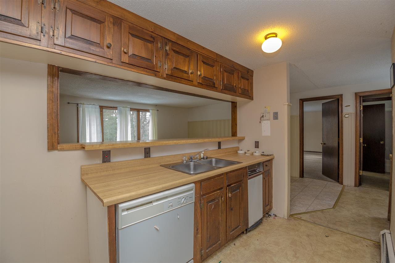 296 Thompson Road Conway, NH 03860 - Photo 3 of 24
