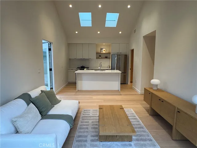 $3,450 | 25966 Avenida Mariposa, Unit 2, San Juan Capistrano, CA 92675