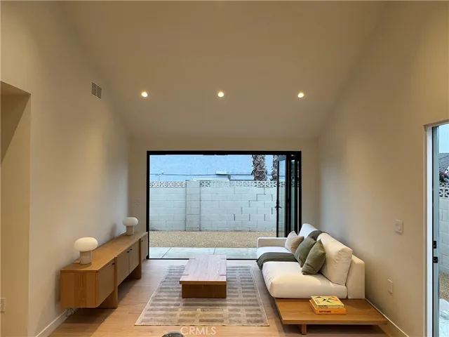 $3,450 | 25966 Avenida Mariposa, Unit 2, San Juan Capistrano, CA 92675