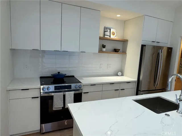 $3,450 | 25966 Avenida Mariposa, Unit 2, San Juan Capistrano, CA 92675