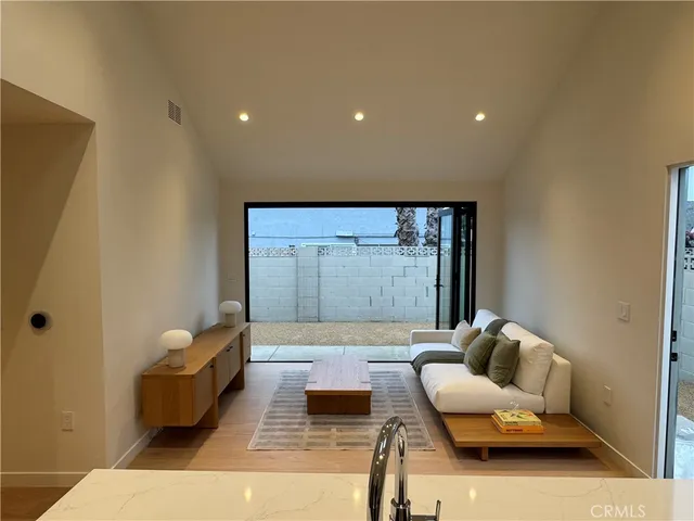 $3,450 | 25966 Avenida Mariposa, Unit 2, San Juan Capistrano, CA 92675