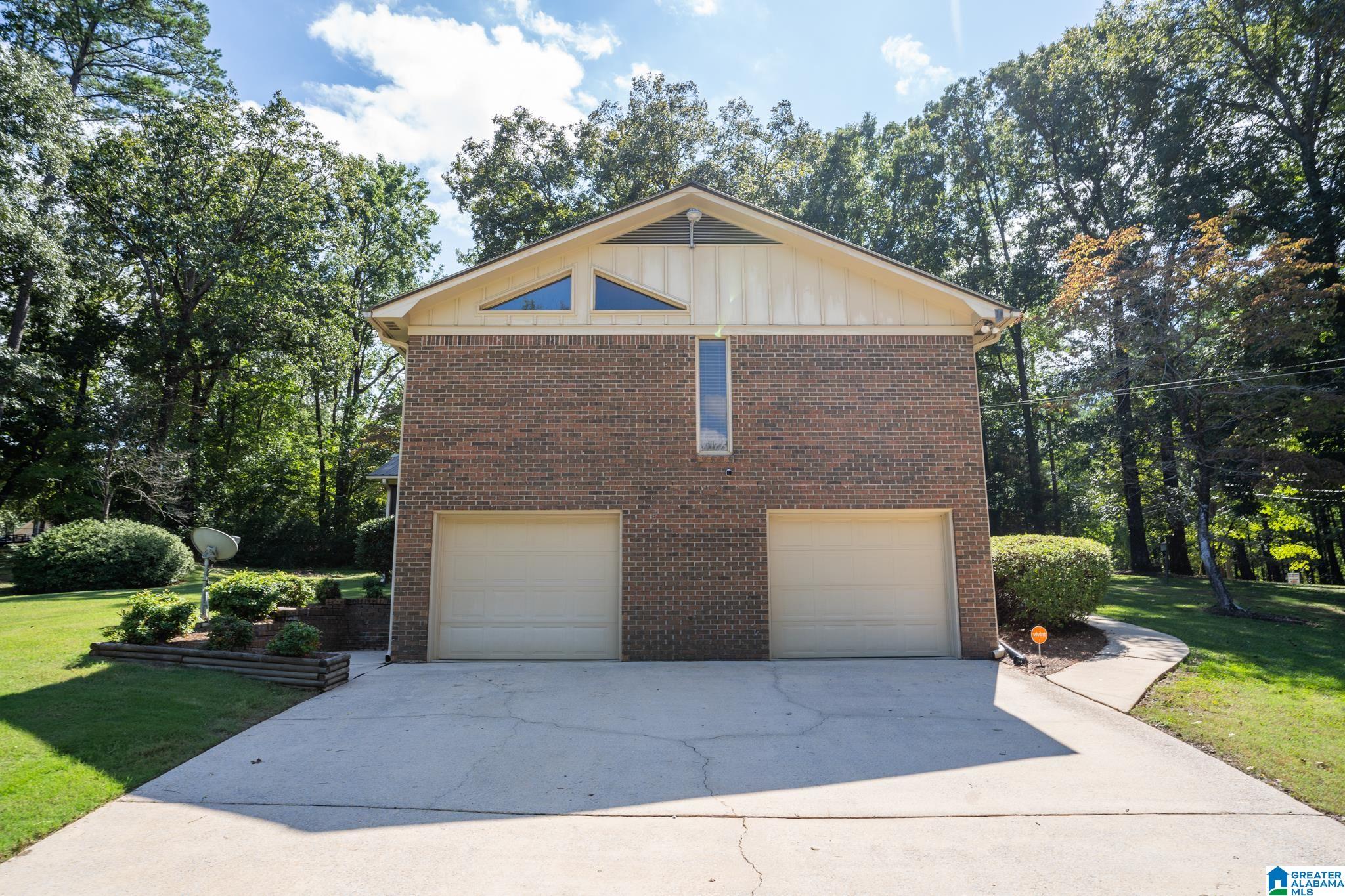 5711 Kings Court Bessemer, AL 35022 - Photo 2 of 83