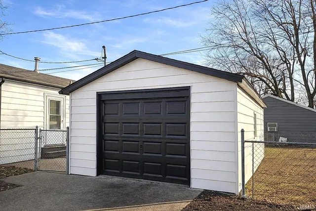 $125,000 | 2701 South Rotherwood Avenue, Evansville, IN 47714