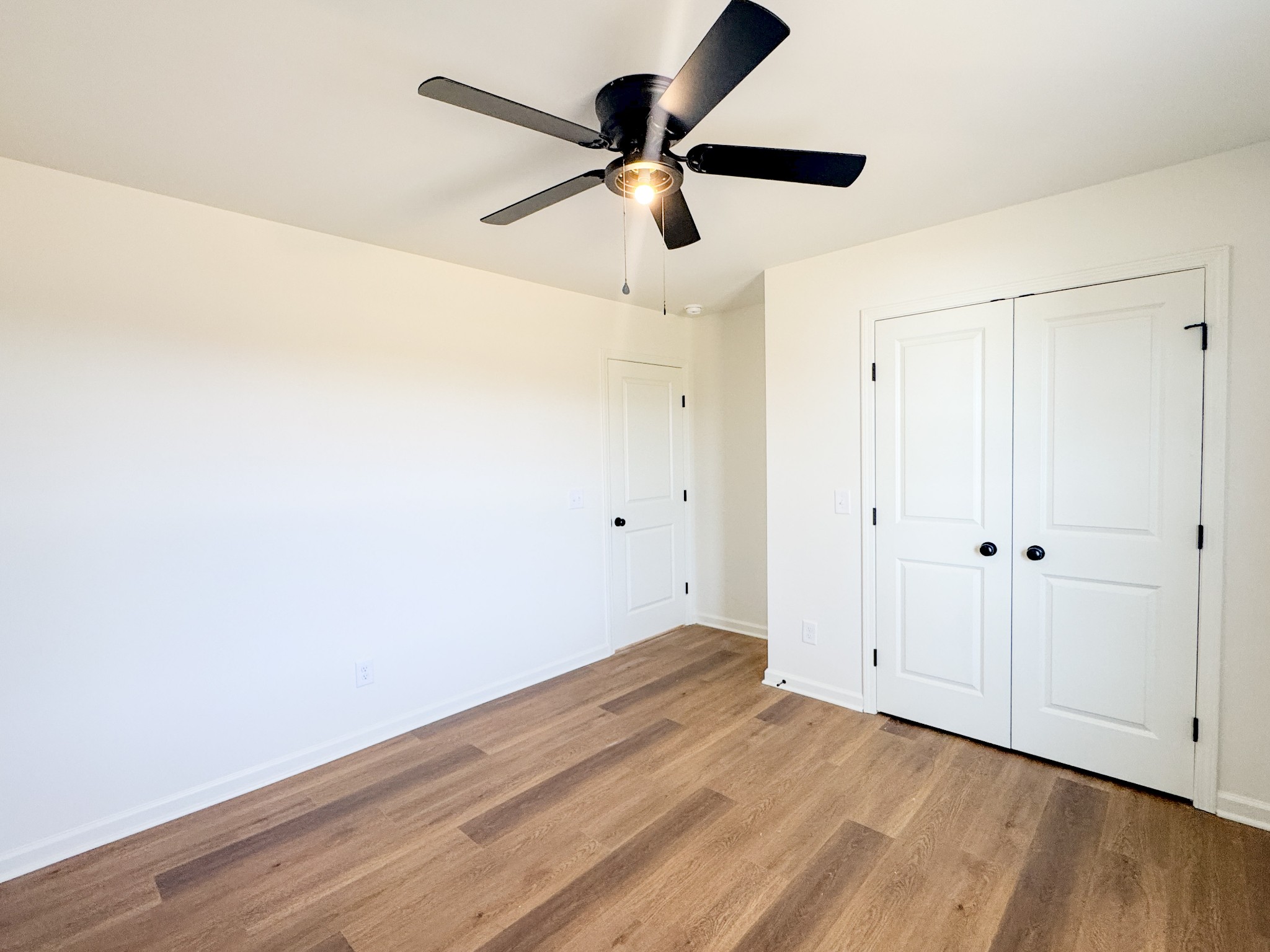 575 Pleasant Hill Road Lafayette, TN 37083 - Photo 21 of 51 a view of an empty room