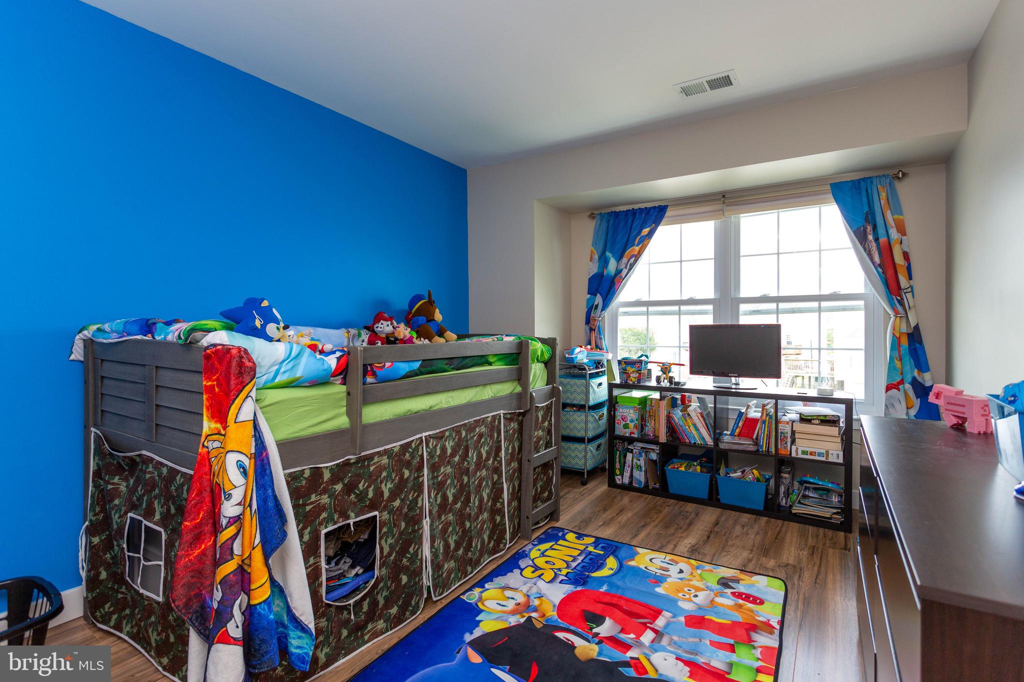 666 Hunting Fields Road Baltimore, MD 21220 - Photo 15 of 25 Bedroom 3