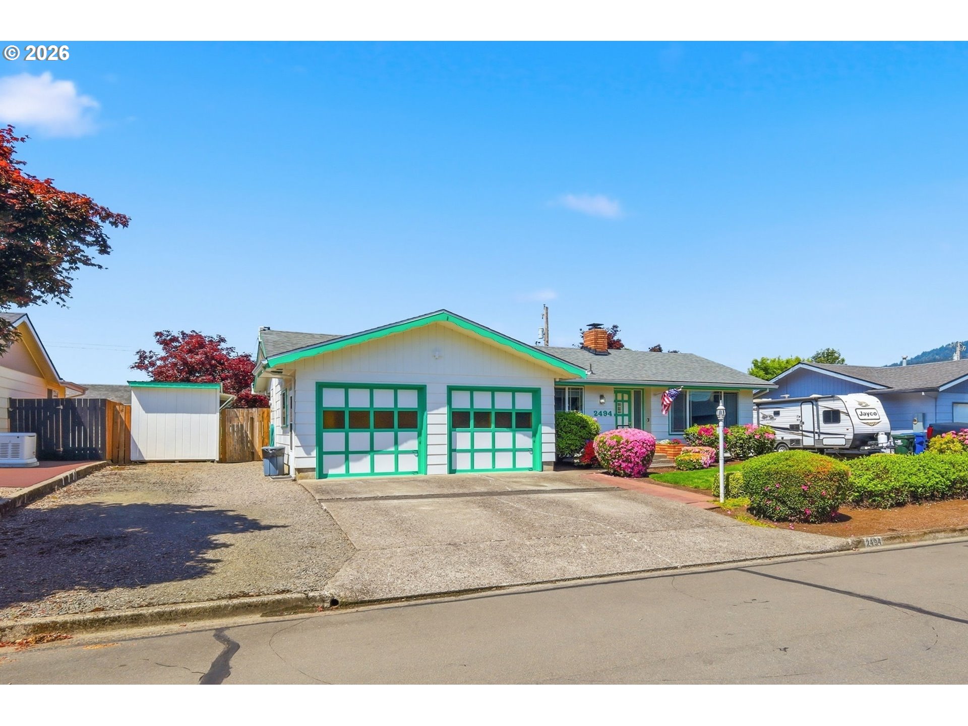 2494 38th Street Springfield, OR 97477 - Photo 2 of 38 a front view of a house with a porch