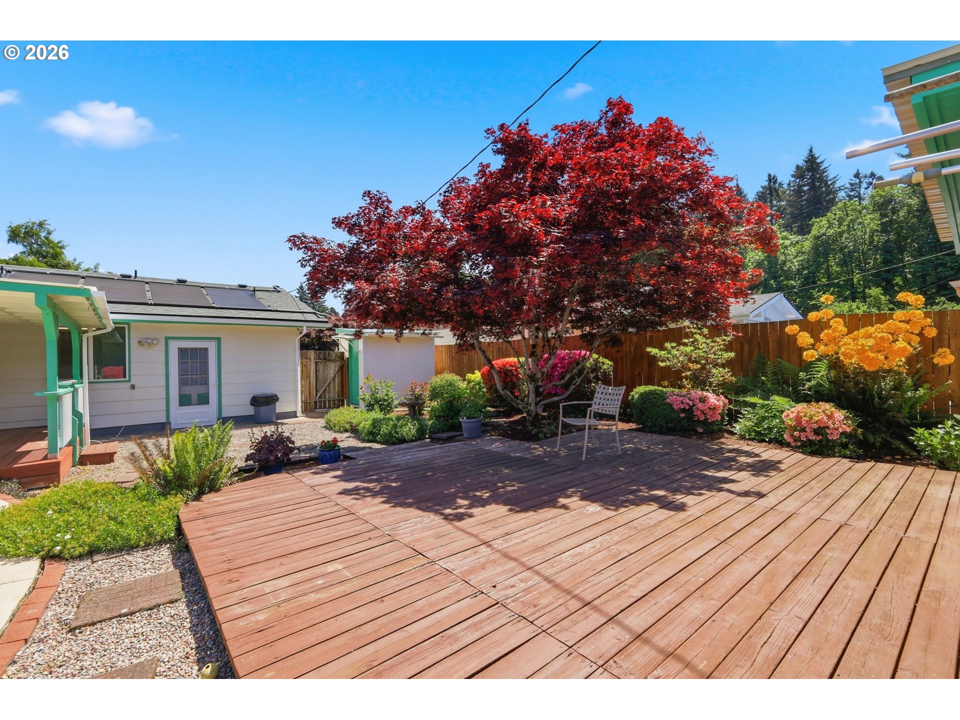 2494 38th Street Springfield, OR 97477 - Photo 34 of 38 a front view of a house with a yard