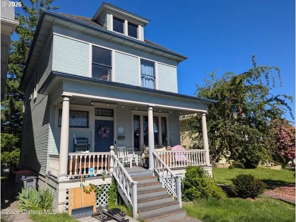$385,000 | 659 15th Street, Astoria, OR 97103