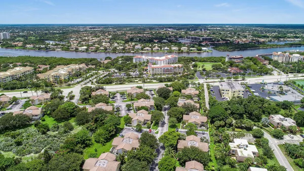 $4,500 | 170 Seabreeze Circle, Jupiter, FL 33477