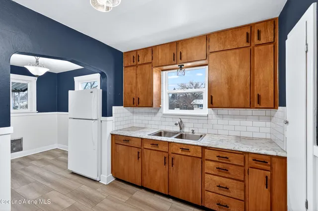 $359,900 | 8422 East Liberty Avenue, Millwood, WA 99212