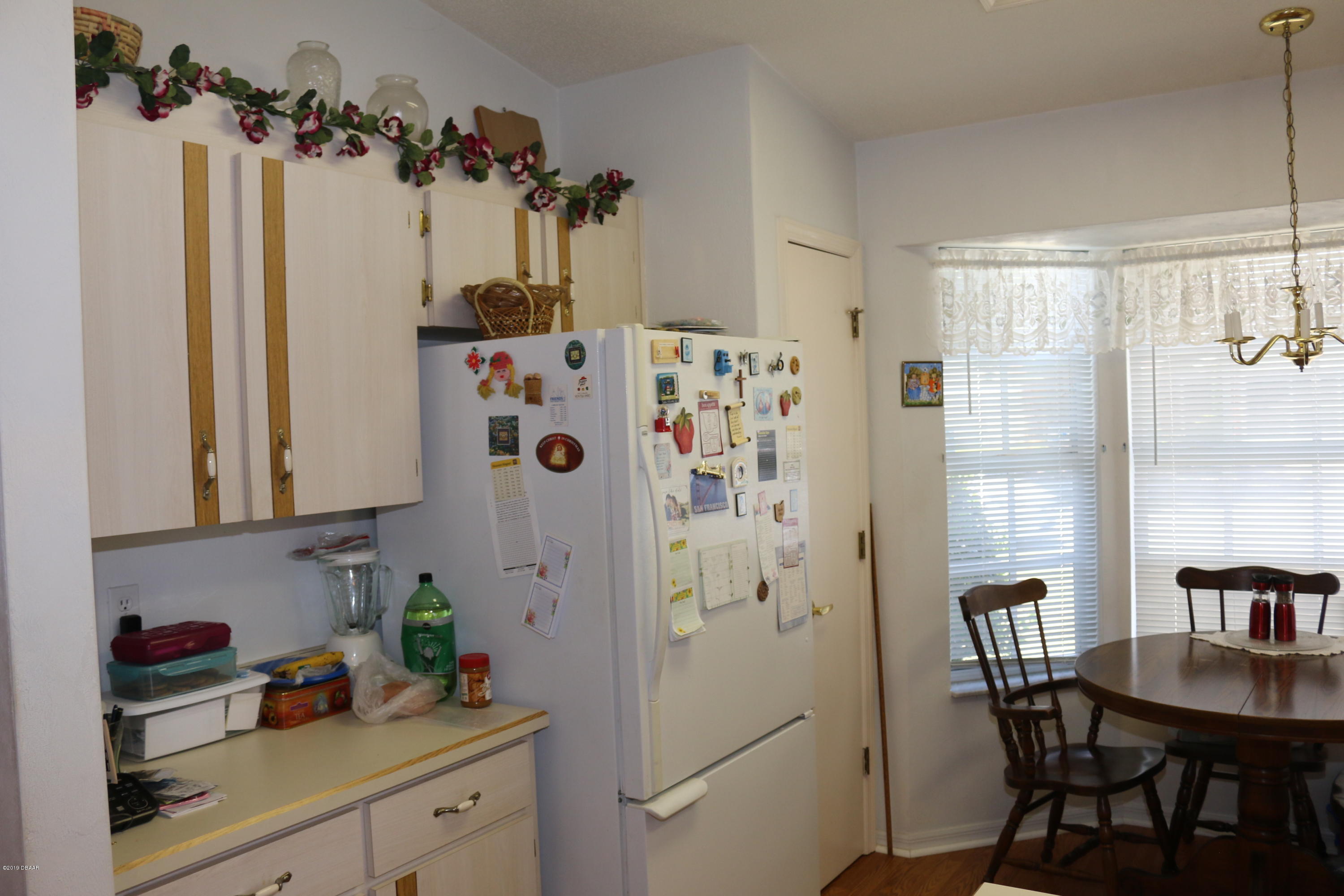 987 Deer Springs Road Port Orange, FL 32129 - Photo 9 of 34 Kitchen