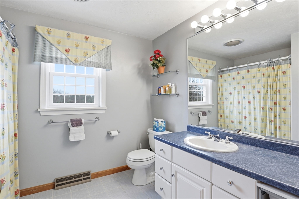 60 Old Farm Road Bridgewater, MA 02324 - Photo 26 of 42