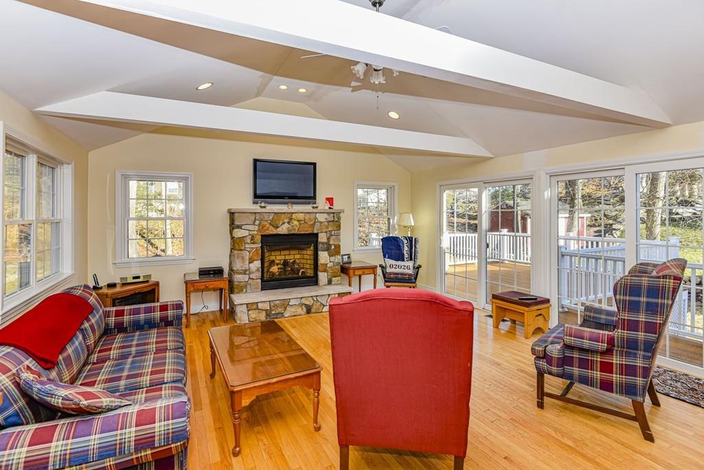 2 Intervale Road Dedham, MA 02026 - Photo 4 of 28