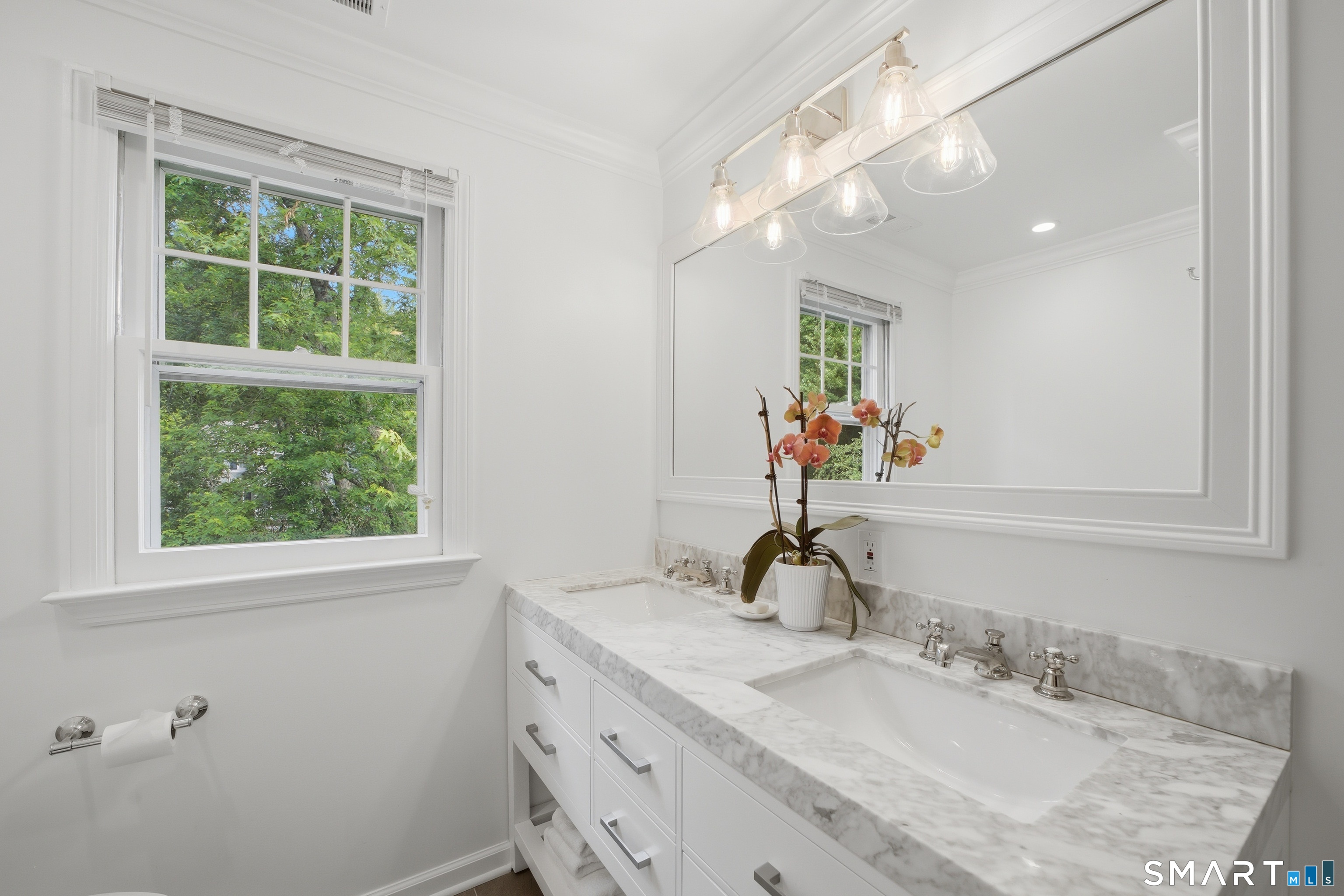 201 Middlesex Road Darien, CT 06820 - Photo 29 of 39