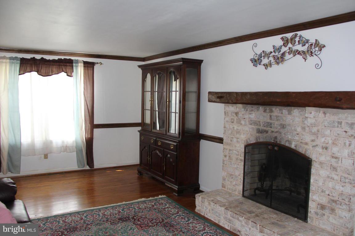 1411 Landisville Road Manheim, PA 17545 - Photo 8 of 26