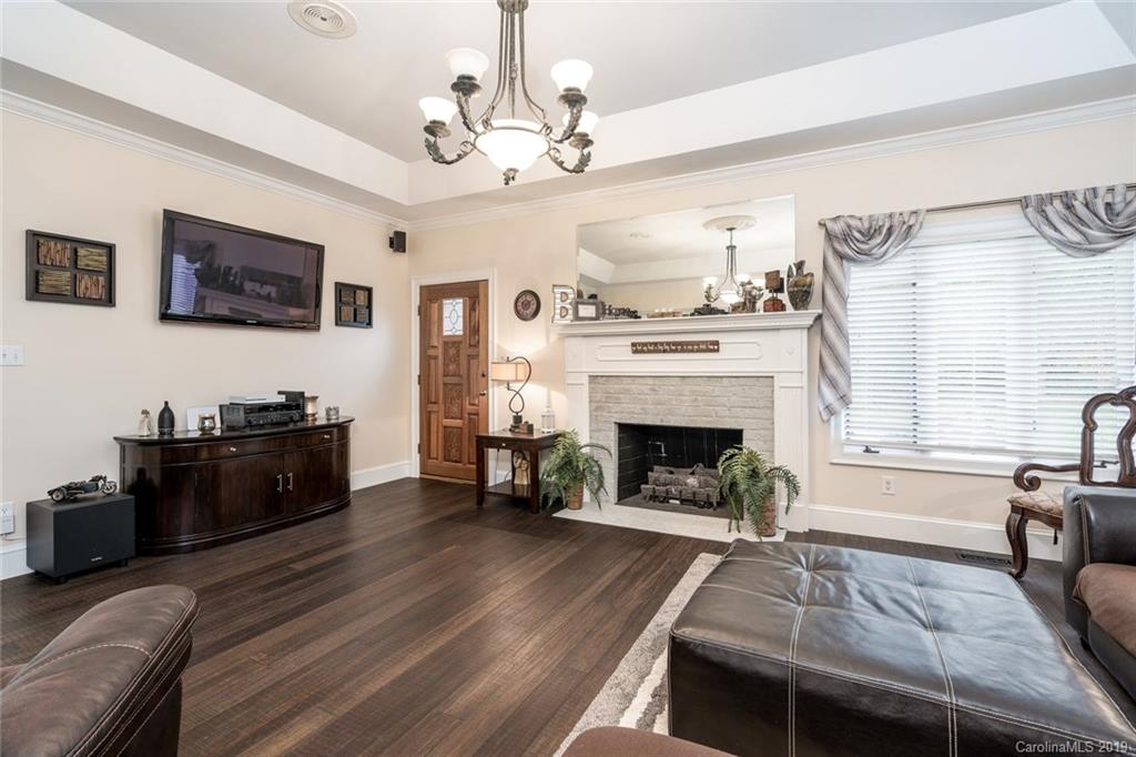 8730 Ira Flowe Road Charlotte, NC 28227 - Photo 4 of 37 Gallery Image 4
