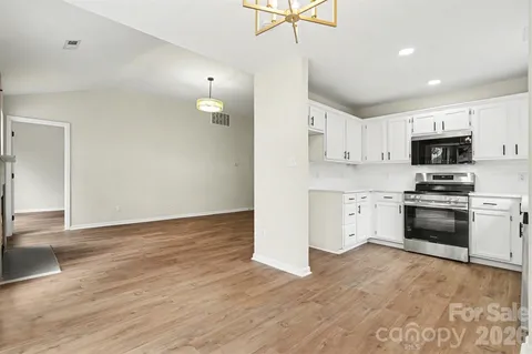 $319,900 | 10327 Creswell Court, Charlotte, NC 28215