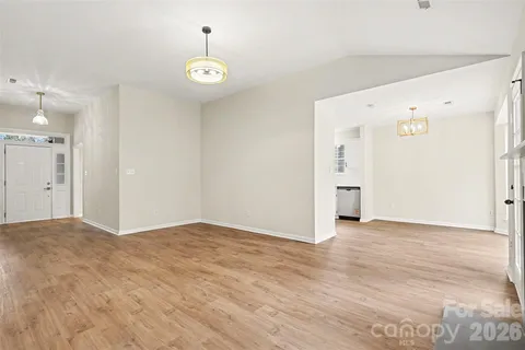 $319,900 | 10327 Creswell Court, Charlotte, NC 28215