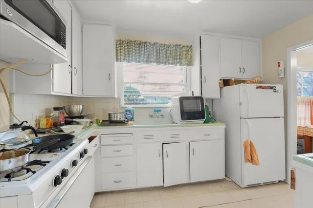 $2,500,000 | 2745 Byron Street, Palo Alto, CA 94306