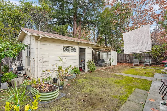$2,500,000 | 2745 Byron Street, Palo Alto, CA 94306