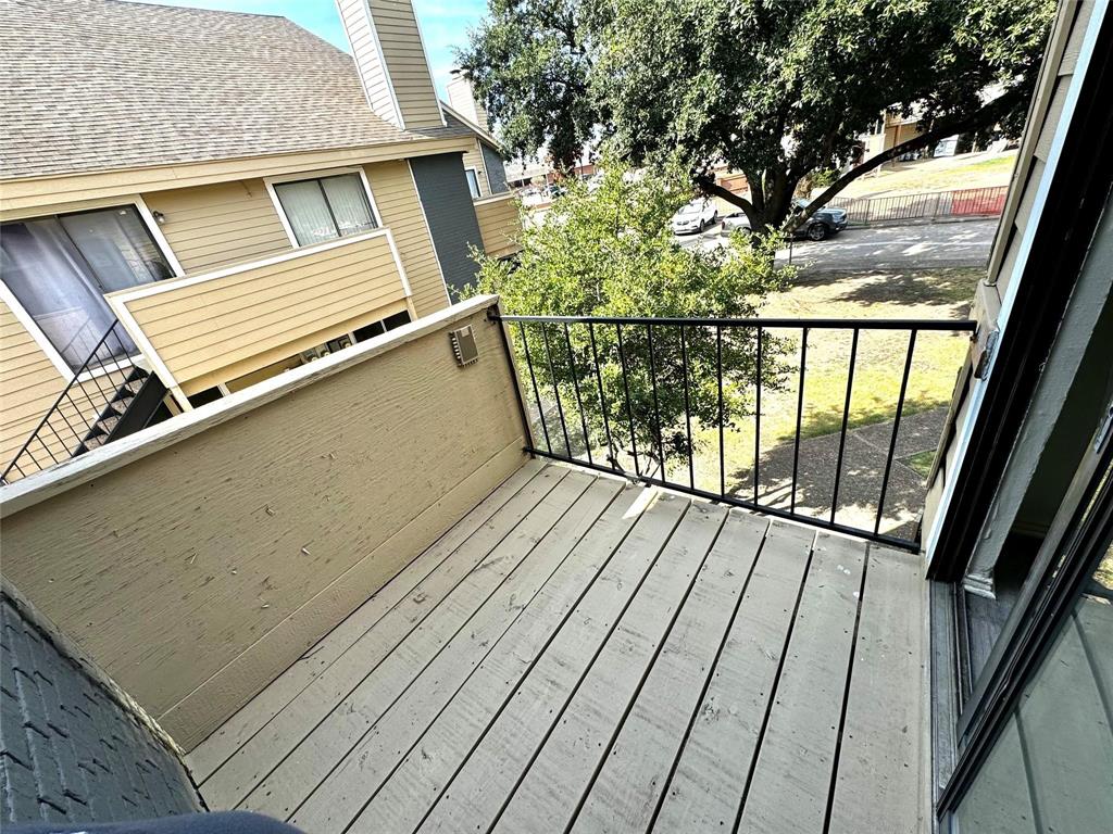 3524 West Buckingham Road, Unit 226 Garland, TX 75042 - Photo 5 of 8