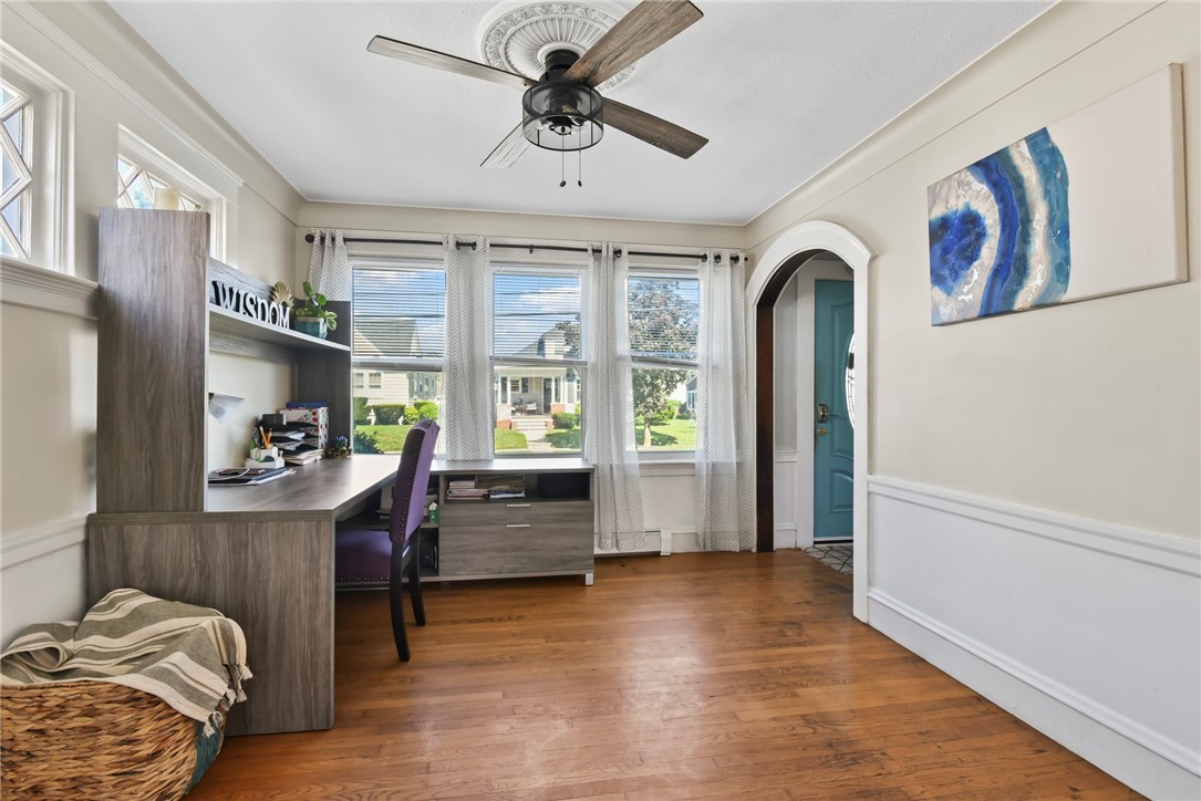 142 Lyndon Road Cranston, RI 02905 - Photo 12 of 27 142 Lyndon Rd Cranston RI 02920 - office, 1st floor