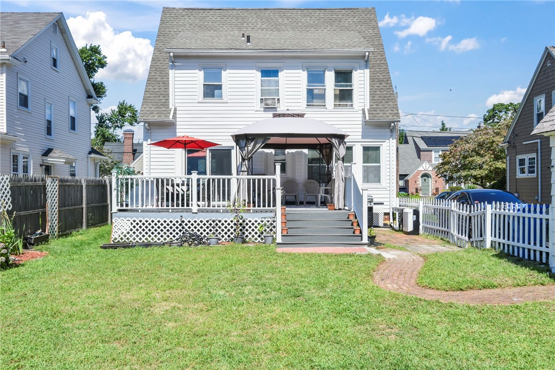 142 Lyndon Road Cranston, RI 02905 - Photo 21 of 27 142 Lyndon Rd Cranston RI 02920