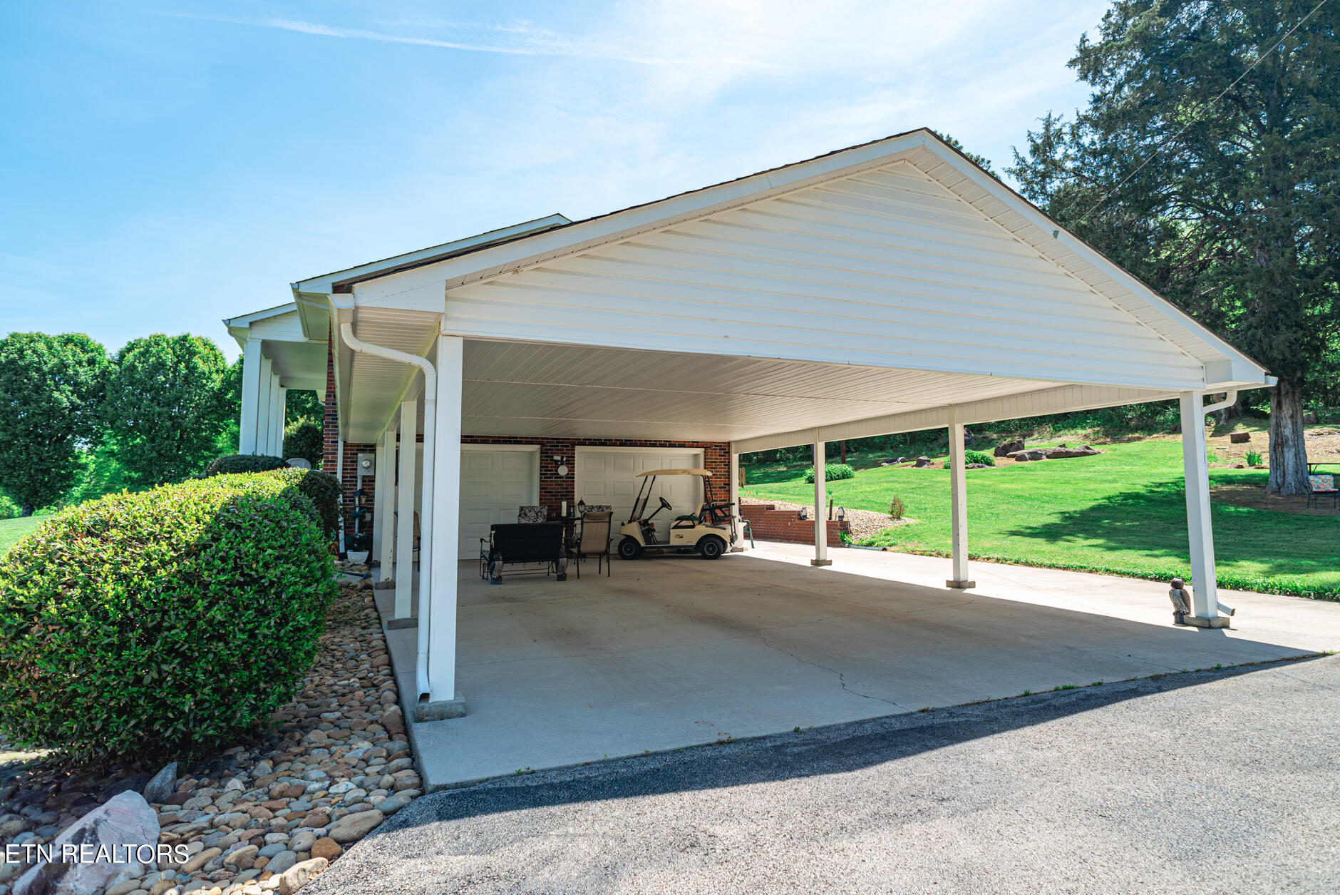 154 Ragon Road Philadelphia, TN 37846 - Photo 6 of 35 Side