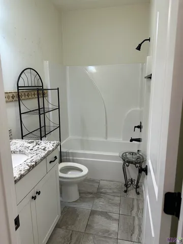 $325,000 | 20259 Long Lake Drive, Hammond, LA 70403