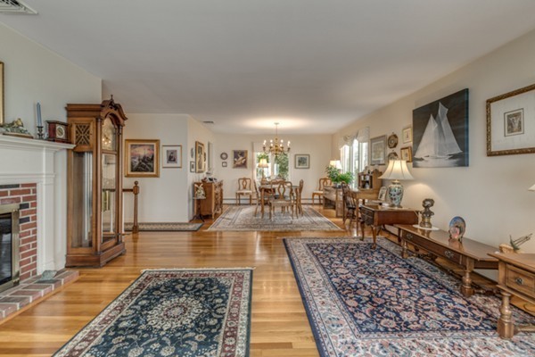 41 Shore Road Gloucester, MA 01930 - Photo 9 of 26 Gallery Image 9