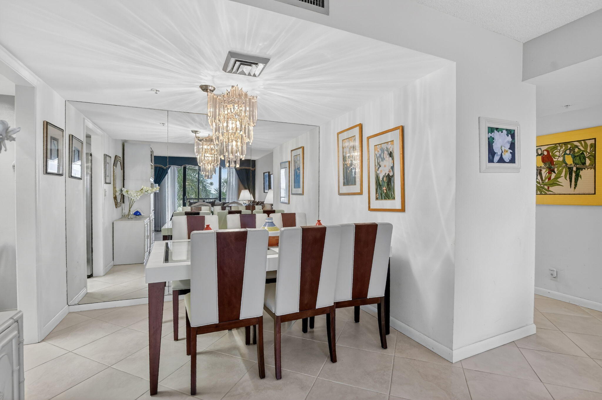 7738 Lakeside Boulevard, Unit 373 Boca Raton, FL 33434 - Photo 2 of 18 6-web-or-mls-DSC_7144