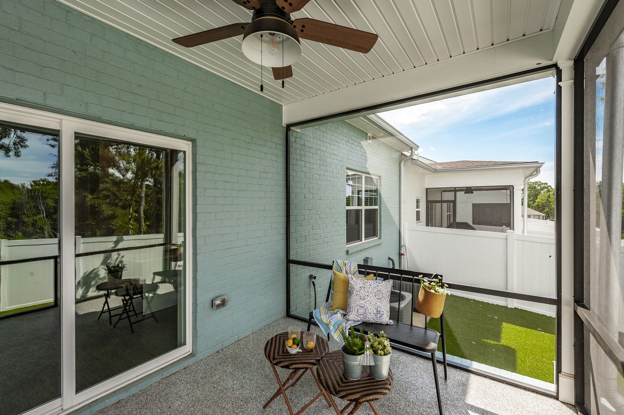 1144 Lock 4 Road, Unit A2 Gallatin, TN 37066 - Photo 53 of 66 a living room with furniture
