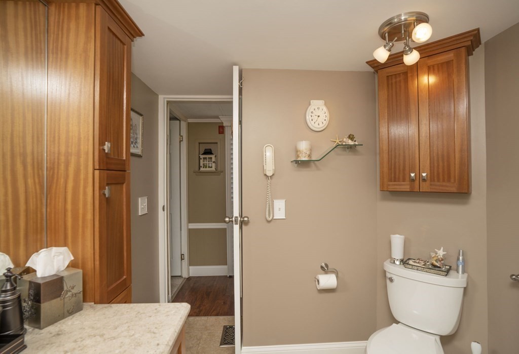 225 Brayton Road, Unit 404 Tiverton, RI 02878 - Photo 24 of 31