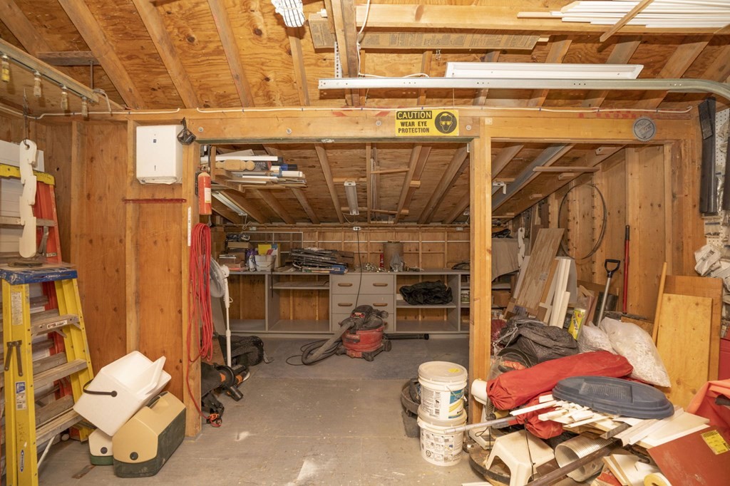 225 Brayton Road, Unit 404 Tiverton, RI 02878 - Photo 30 of 31