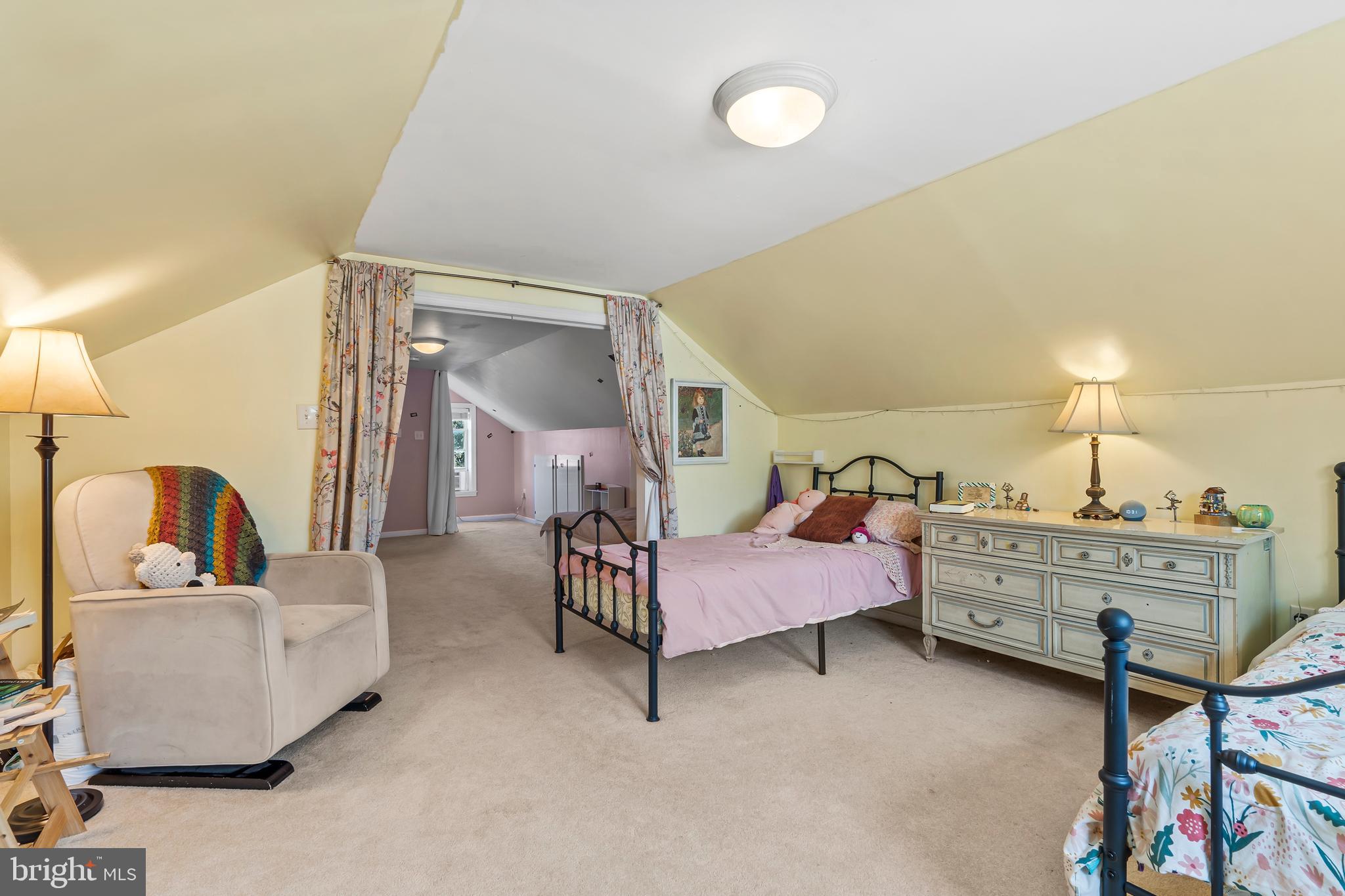 712 Interval Road Hagerstown, MD 21740 - Photo 26 of 47 Bedroom on upper level