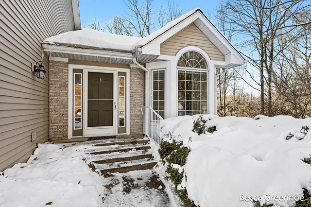 $420,000 | 1785 Sanderling Court Northeast, Grand Rapids, MI 49505