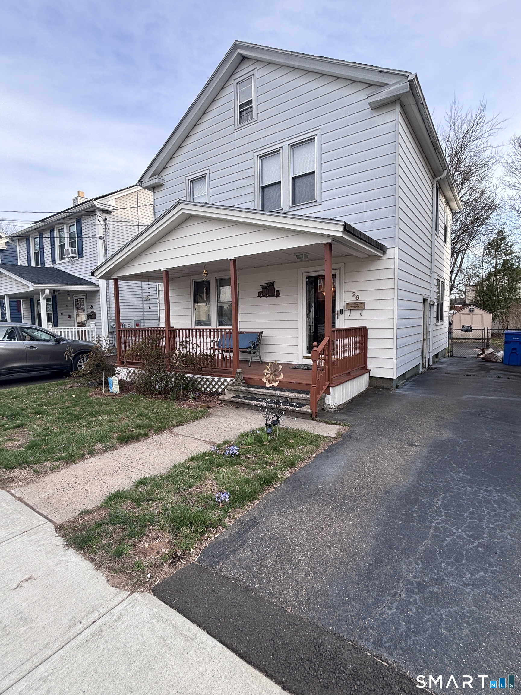 26 Newton Street Hamden, CT 06514 - Photo 2 of 32