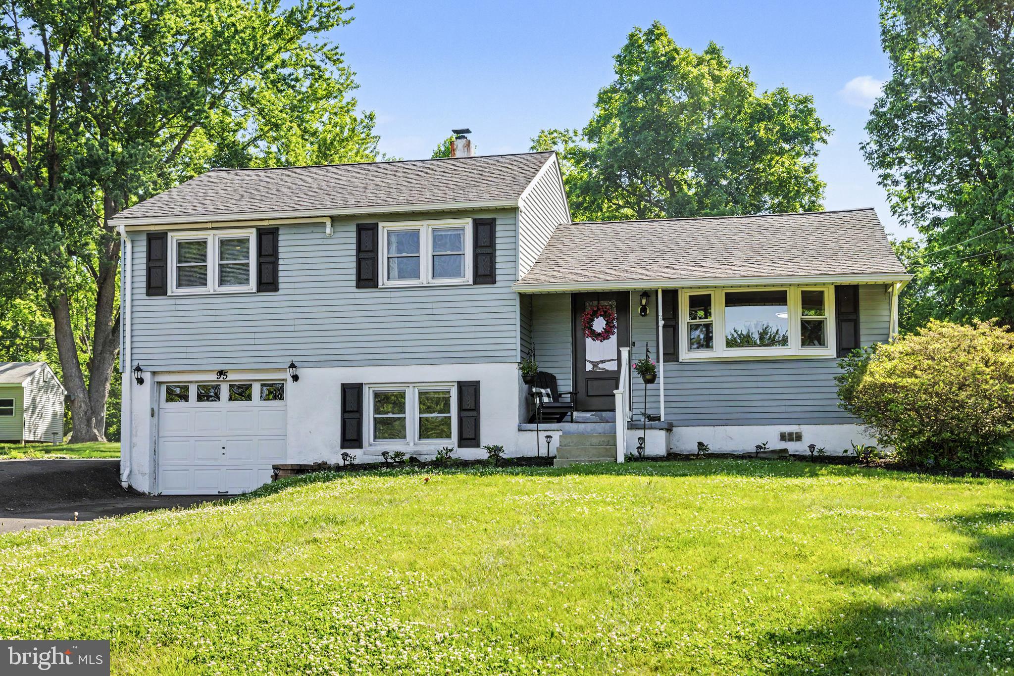 95 Duane Road Doylestown, PA 18901 - Photo 2 of 47