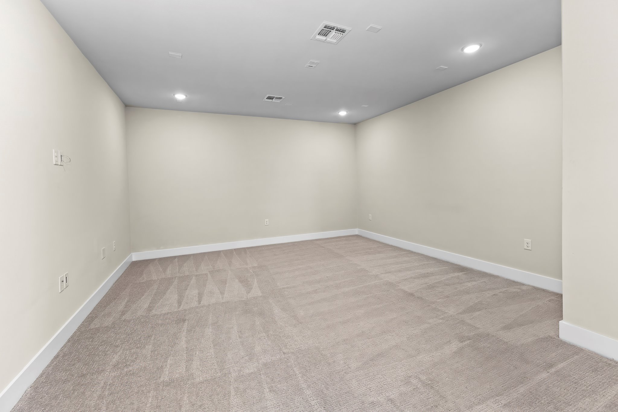 8901 Chrysler Bend Austin, TX 78744 - Photo 20 of 24