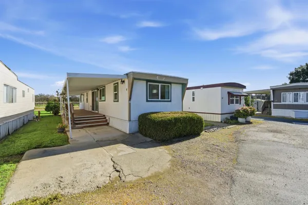 $99,900 | 19250 North Woodbridge, Unit 13, Woodbridge, CA 95258