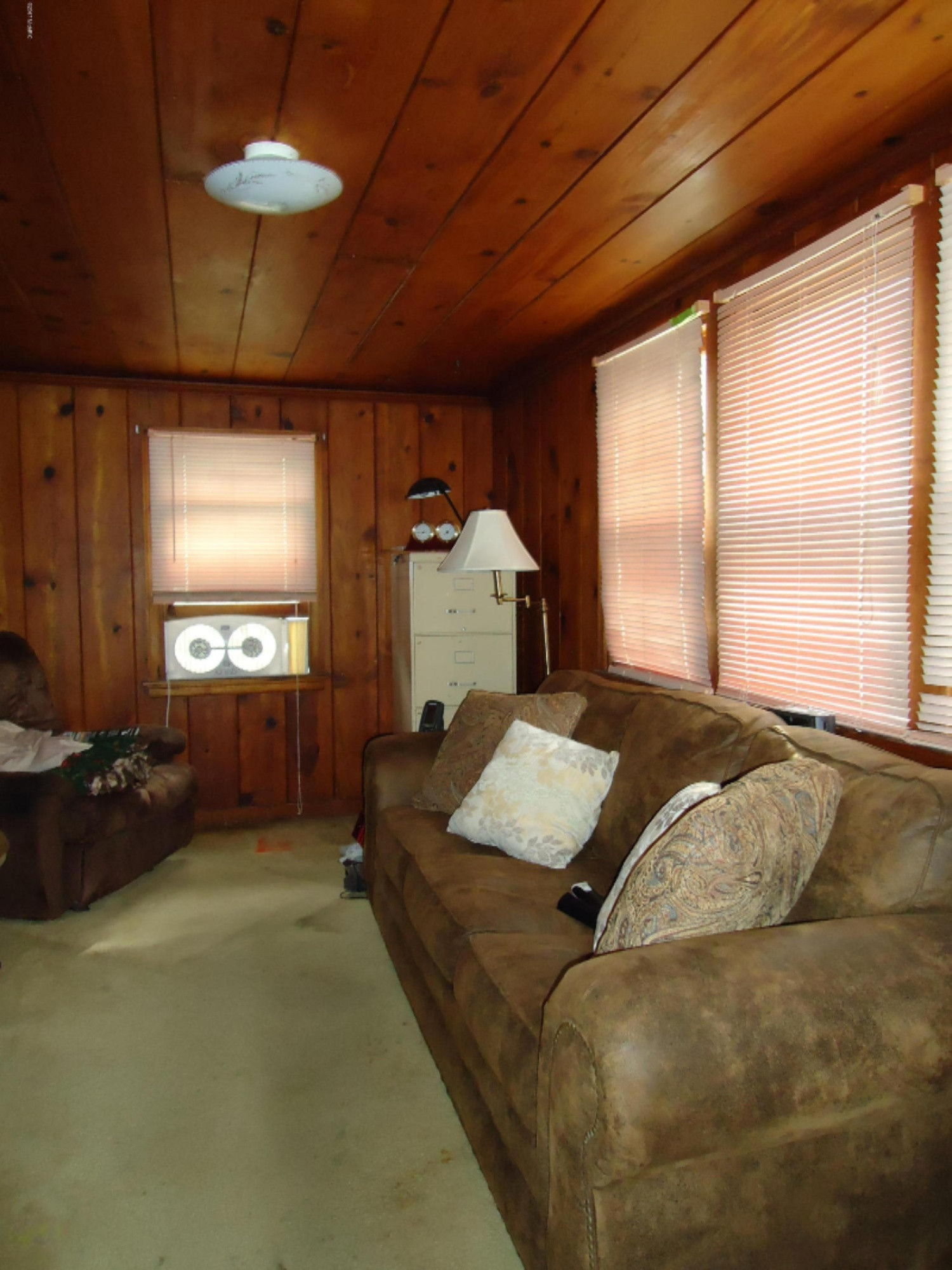 553 South Brooks Road Muskegon, MI 49442 - Photo 13 of 19 553 S Brooks (18)