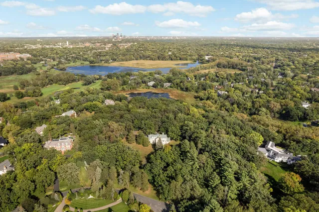 $14,500,000 | 8 X Merilane, Edina, MN 55436